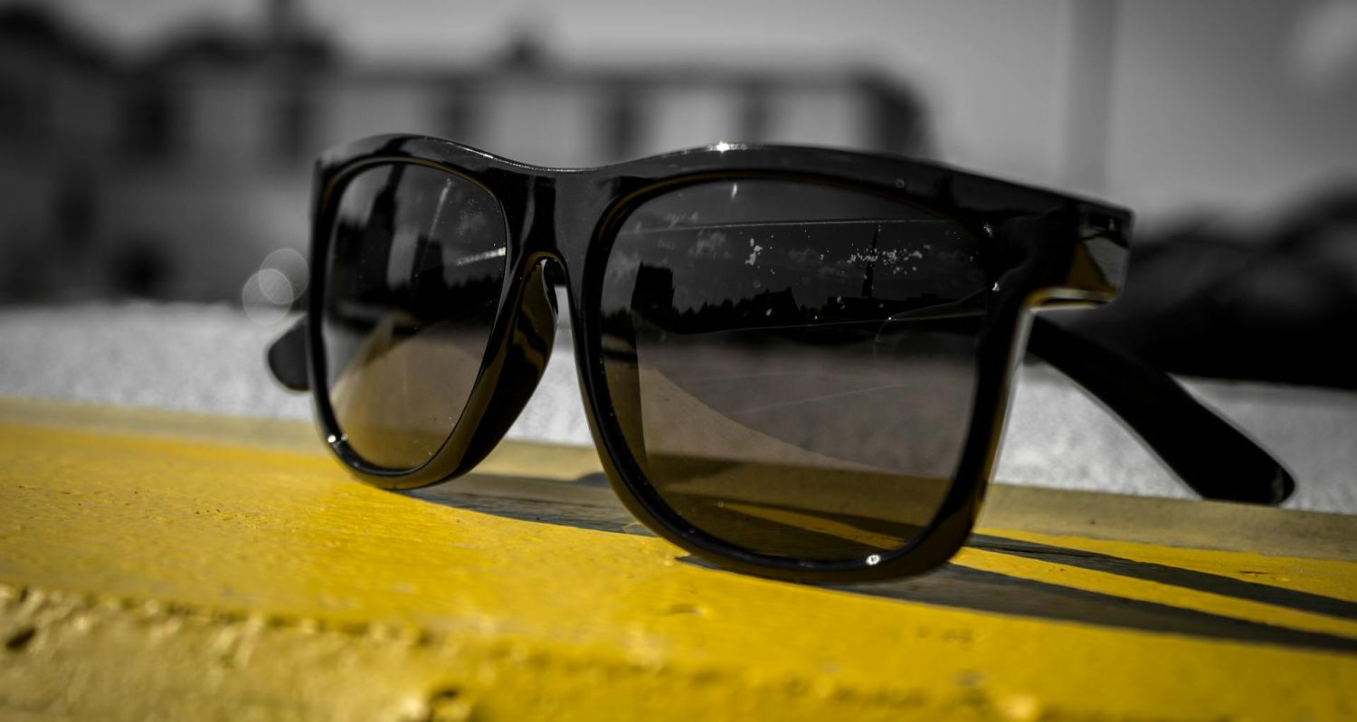 משקפיים עם מצלמה נסתרת